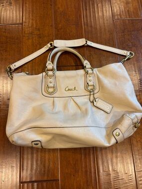 Coach Cream Leather Tote with Gold-Tone Hardware